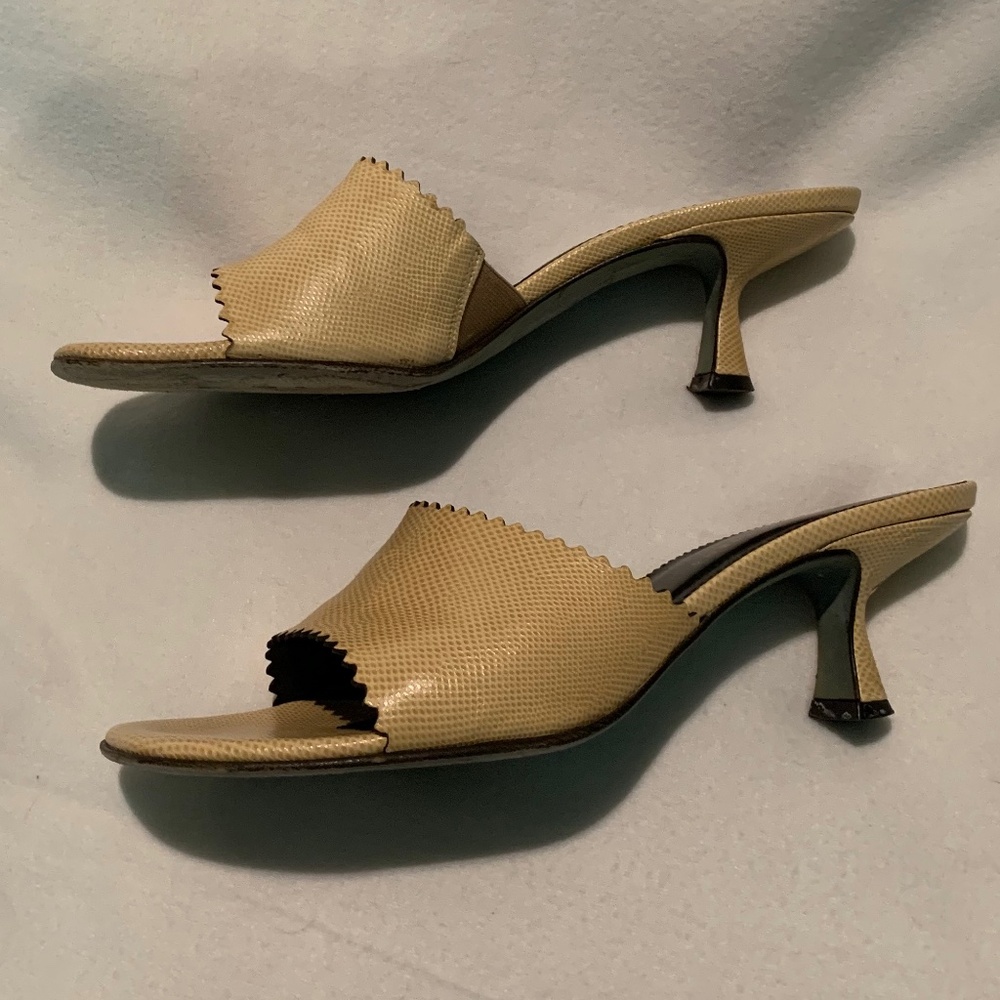 Donald J. Pliner Leather Kitten Heel Mules - Picture 5 of 14